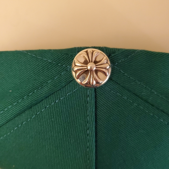 Hat - Picture 2 of 4